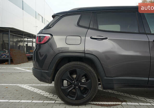 Серый Джип Компас, объемом двигателя 2.4 л и пробегом 164 тыс. км за 14000 $, фото 4 на Automoto.ua