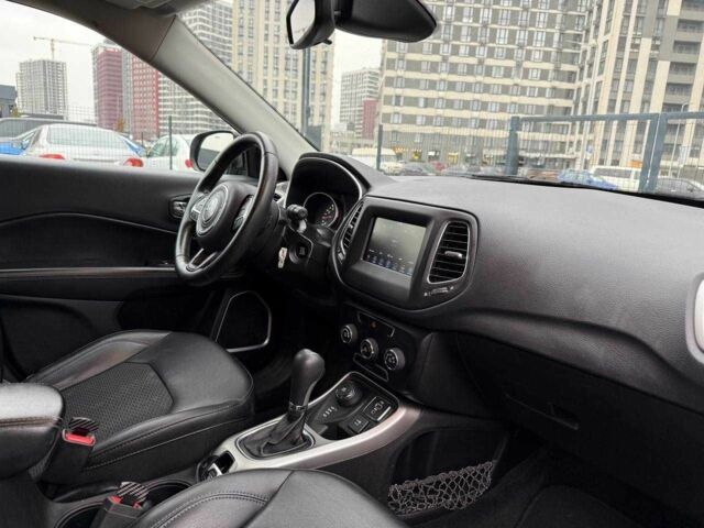 Серый Джип Компас, объемом двигателя 2.4 л и пробегом 190 тыс. км за 13400 $, фото 17 на Automoto.ua