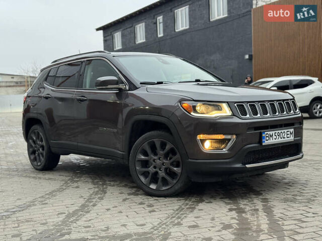 Серый Джип Компас, объемом двигателя 2.36 л и пробегом 107 тыс. км за 15400 $, фото 1 на Automoto.ua