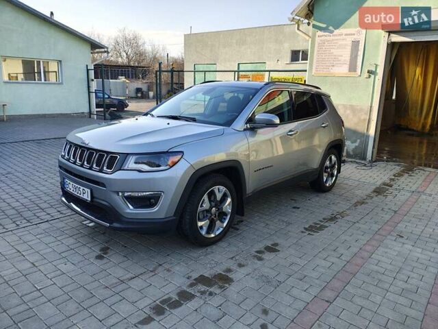 Сірий Джип Compass, об'ємом двигуна 2.4 л та пробігом 71 тис. км за 16200 $, фото 1 на Automoto.ua