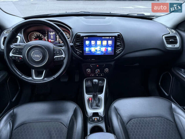 Серый Джип Компас, объемом двигателя 2.36 л и пробегом 105 тыс. км за 14950 $, фото 20 на Automoto.ua