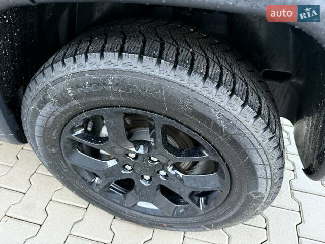 Серый Джип Компас, объемом двигателя 2.36 л и пробегом 69 тыс. км за 15800 $, фото 48 на Automoto.ua