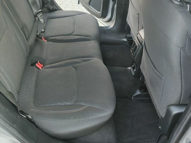 Серый Джип Компас, объемом двигателя 2.4 л и пробегом 173 тыс. км за 15800 $, фото 19 на Automoto.ua