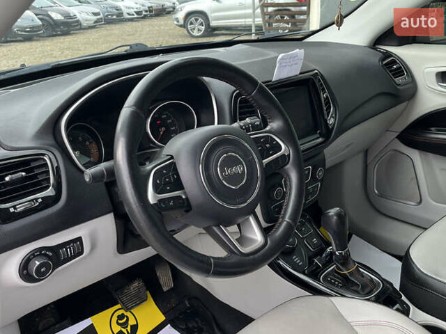 Сірий Джип Compass, об'ємом двигуна 2.36 л та пробігом 220 тис. км за 13800 $, фото 9 на Automoto.ua