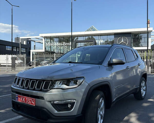 Серый Джип Компас, объемом двигателя 2.36 л и пробегом 123 тыс. км за 13800 $, фото 2 на Automoto.ua