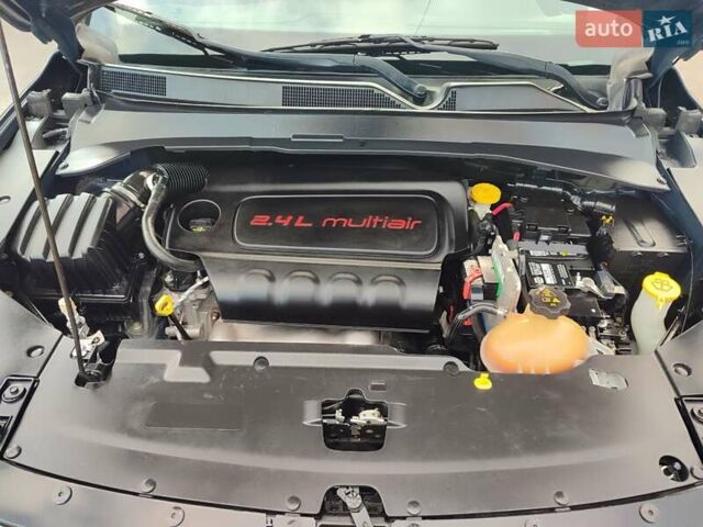 Серый Джип Компас, объемом двигателя 2.4 л и пробегом 102 тыс. км за 14300 $, фото 28 на Automoto.ua