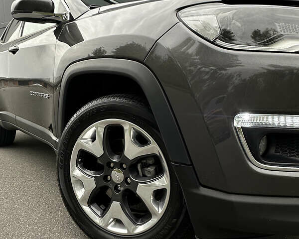 Сірий Джип Compass, об'ємом двигуна 2.36 л та пробігом 52 тис. км за 18500 $, фото 8 на Automoto.ua