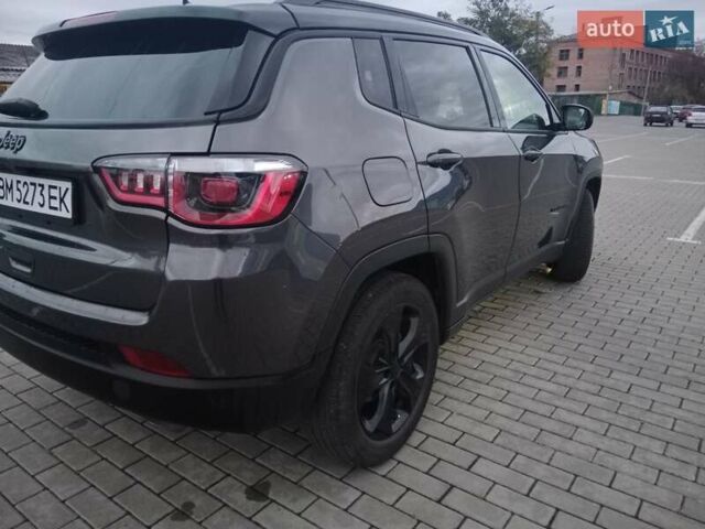 Джип Компас 2018 в Ромнах на Automoto.ua Серый Джип Компас, объемом двигателя 2.36 л и пробегом 134 тыс. км за 15800 $, фото 7 на Automoto.ua