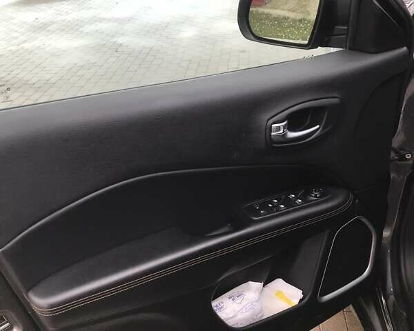 Серый Джип Компас, объемом двигателя 2.36 л и пробегом 115 тыс. км за 16600 $, фото 9 на Automoto.ua