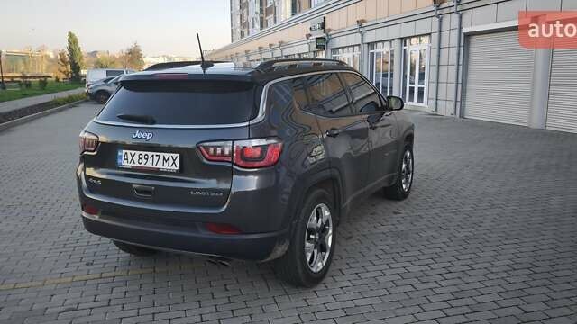 Джип Компас 2018 в Харькове на Automoto.ua Серый Джип Компас, объемом двигателя 2.36 л и пробегом 73 тыс. км за 17700 $, фото 3 на Automoto.ua