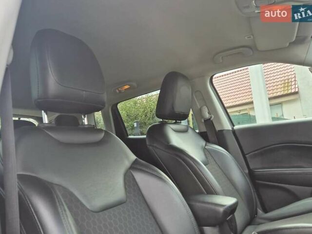 Серый Джип Компас, объемом двигателя 2.36 л и пробегом 155 тыс. км за 12300 $, фото 15 на Automoto.ua