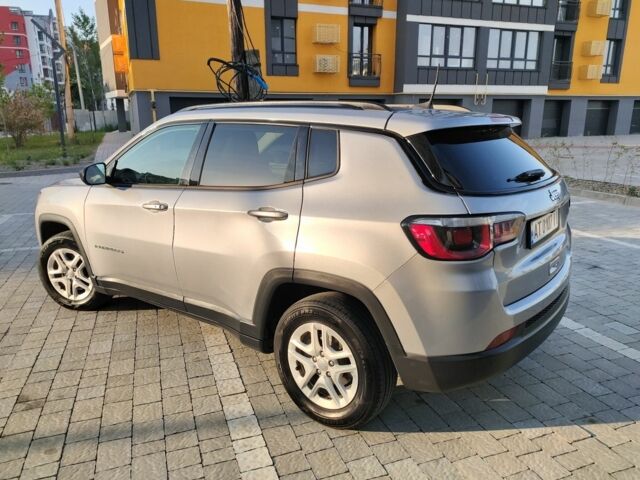 Серый Джип Компас, объемом двигателя 2.4 л и пробегом 173 тыс. км за 15800 $, фото 5 на Automoto.ua