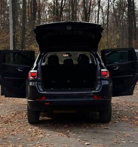 Сірий Джип Compass, об'ємом двигуна 2.36 л та пробігом 113 тис. км за 18600 $, фото 11 на Automoto.ua