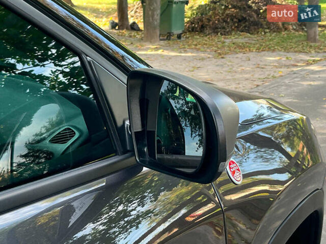 Сірий Джип Compass, об'ємом двигуна 2.4 л та пробігом 63 тис. км за 17990 $, фото 16 на Automoto.ua