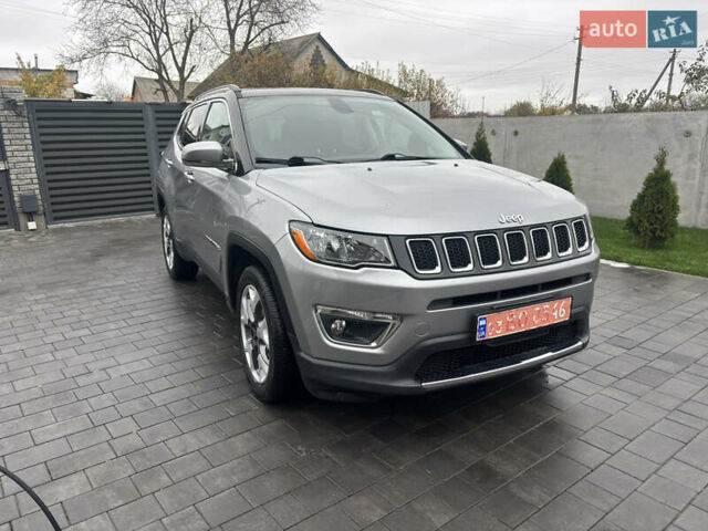 Серый Джип Компас, объемом двигателя 2.36 л и пробегом 95 тыс. км за 15499 $, фото 2 на Automoto.ua