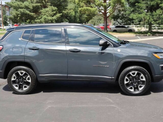 Джип Compass 2018 у Рівному на Automoto.ua Сірий Джип Compass, об'ємом двигуна 2.4 л та пробігом 50 тис. км за 2200 $, фото 8 на Automoto.ua