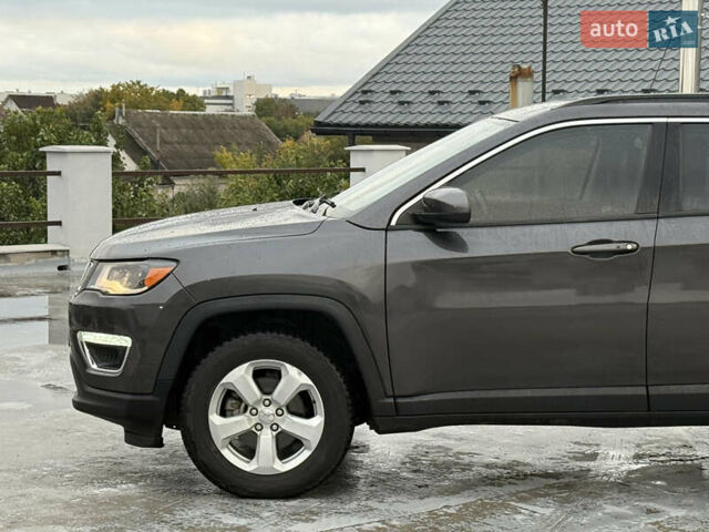 Серый Джип Компас, объемом двигателя 2.36 л и пробегом 230 тыс. км за 15999 $, фото 3 на Automoto.ua