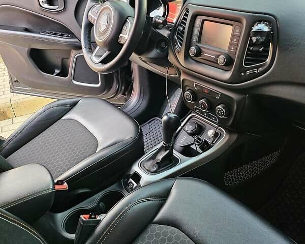 Серый Джип Компас, объемом двигателя 2.36 л и пробегом 59 тыс. км за 16600 $, фото 20 на Automoto.ua