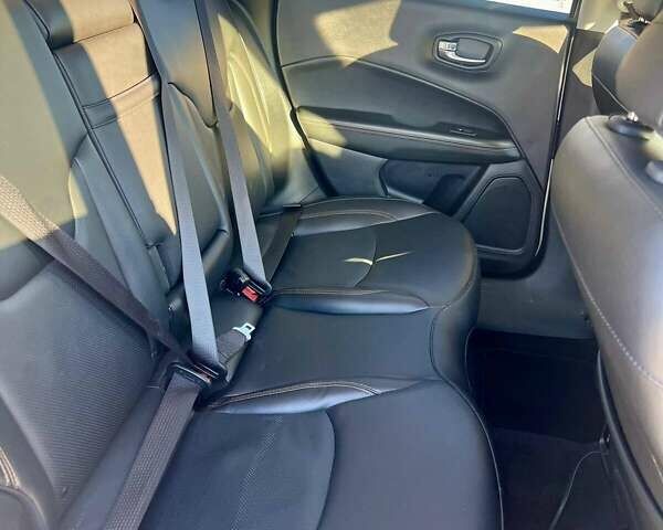 Серый Джип Компас, объемом двигателя 2.4 л и пробегом 117 тыс. км за 17000 $, фото 33 на Automoto.ua