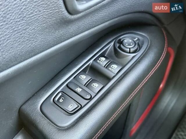 Сірий Джип Compass, об'ємом двигуна 2.36 л та пробігом 108 тис. км за 15500 $, фото 22 на Automoto.ua