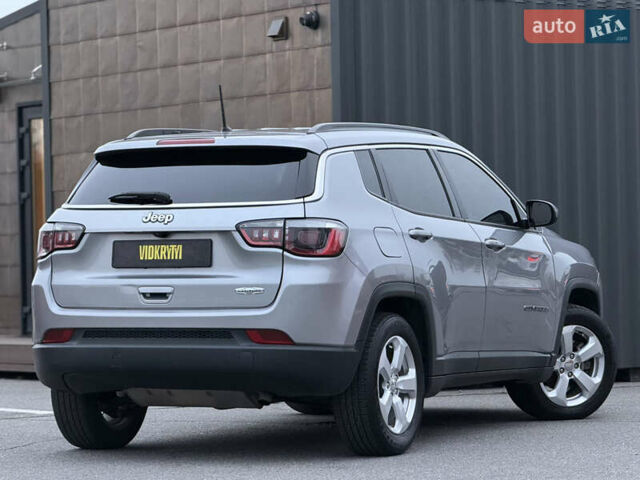 Серый Джип Компас, объемом двигателя 2.36 л и пробегом 105 тыс. км за 14950 $, фото 19 на Automoto.ua