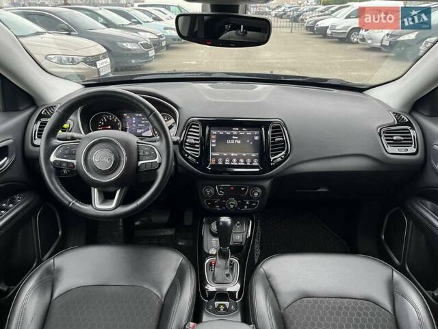 Сірий Джип Compass, об'ємом двигуна 2.36 л та пробігом 87 тис. км за 14990 $, фото 12 на Automoto.ua