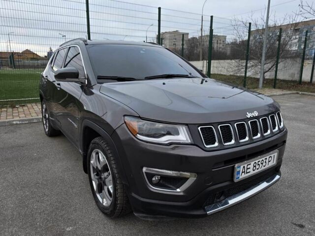 Сірий Джип Compass, об'ємом двигуна 2.4 л та пробігом 75 тис. км за 15000 $, фото 1 на Automoto.ua