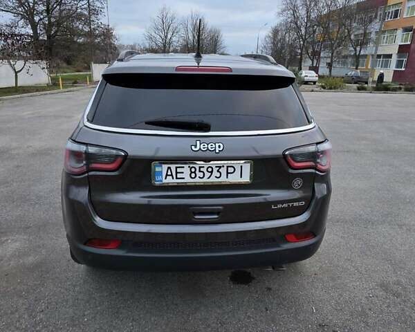 Серый Джип Компас, объемом двигателя 2.4 л и пробегом 70 тыс. км за 15000 $, фото 5 на Automoto.ua