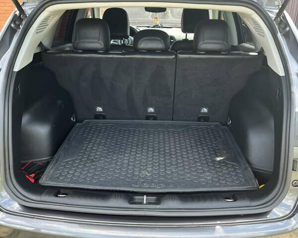 Сірий Джип Compass, об'ємом двигуна 2.4 л та пробігом 70 тис. км за 15500 $, фото 7 на Automoto.ua