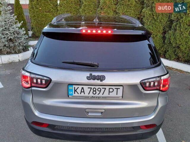 Джип Компас 2018 в Киеве на Automoto.ua Серый Джип Компас, объемом двигателя 2.4 л и пробегом 119 тыс. км за 15950 $, фото 17 на Automoto.ua