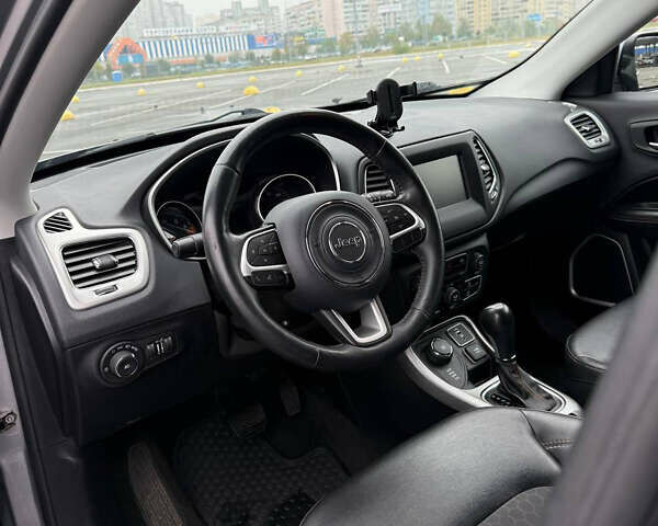 Сірий Джип Compass, об'ємом двигуна 2.36 л та пробігом 118 тис. км за 15500 $, фото 17 на Automoto.ua