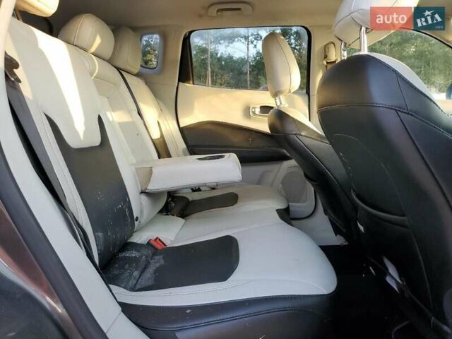 Серый Джип Компас, объемом двигателя 2.4 л и пробегом 113 тыс. км за 2800 $, фото 10 на Automoto.ua