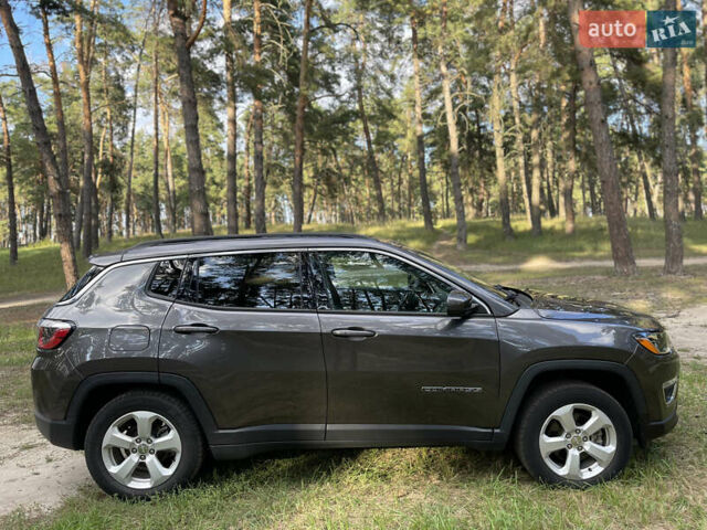 Сірий Джип Compass, об'ємом двигуна 2.36 л та пробігом 60 тис. км за 16490 $, фото 7 на Automoto.ua