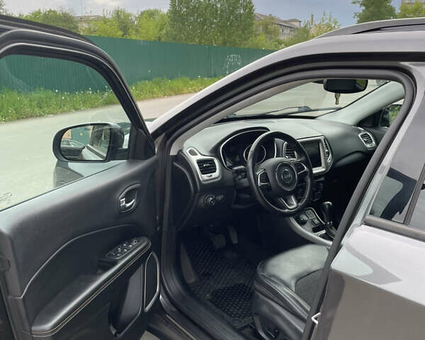 Сірий Джип Compass, об'ємом двигуна 2.4 л та пробігом 123 тис. км за 18000 $, фото 35 на Automoto.ua