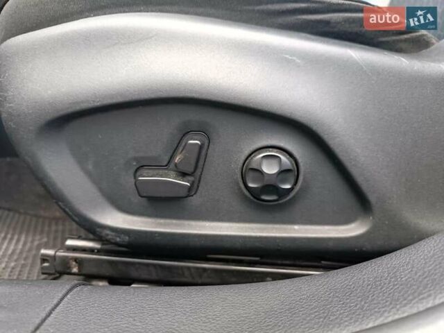 Серый Джип Компас, объемом двигателя 2.4 л и пробегом 190 тыс. км за 14490 $, фото 25 на Automoto.ua