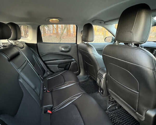 Серый Джип Компас, объемом двигателя 2.4 л и пробегом 86 тыс. км за 15500 $, фото 28 на Automoto.ua