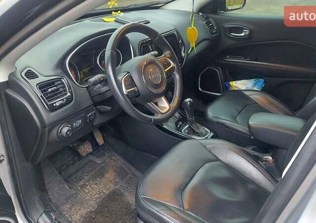 Серый Джип Компас, объемом двигателя 2.36 л и пробегом 60 тыс. км за 18200 $, фото 7 на Automoto.ua