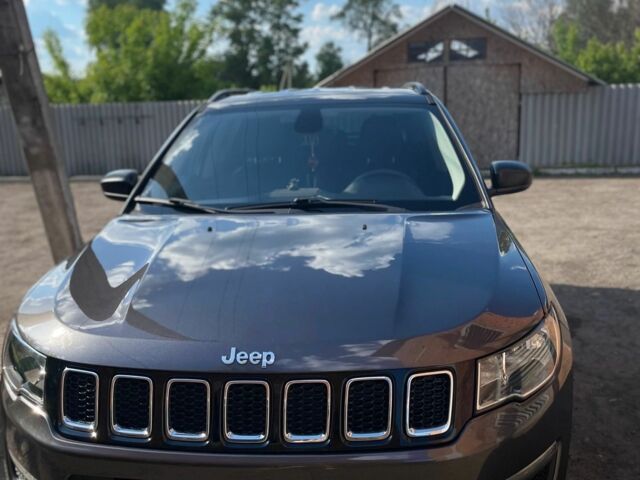 Серый Джип Компас, объемом двигателя 2.4 л и пробегом 96 тыс. км за 16000 $, фото 2 на Automoto.ua