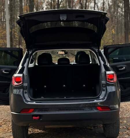 Сірий Джип Compass, об'ємом двигуна 2.36 л та пробігом 113 тис. км за 18600 $, фото 10 на Automoto.ua