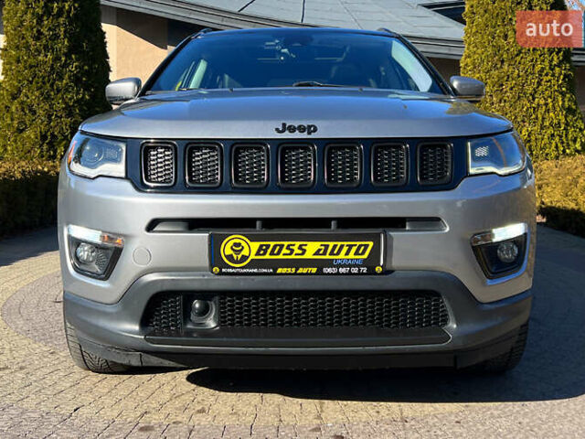 Сірий Джип Compass, об'ємом двигуна 2.4 л та пробігом 167 тис. км за 17700 $, фото 1 на Automoto.ua