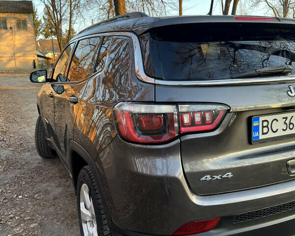 Серый Джип Компас, объемом двигателя 2.4 л и пробегом 86 тыс. км за 15500 $, фото 8 на Automoto.ua