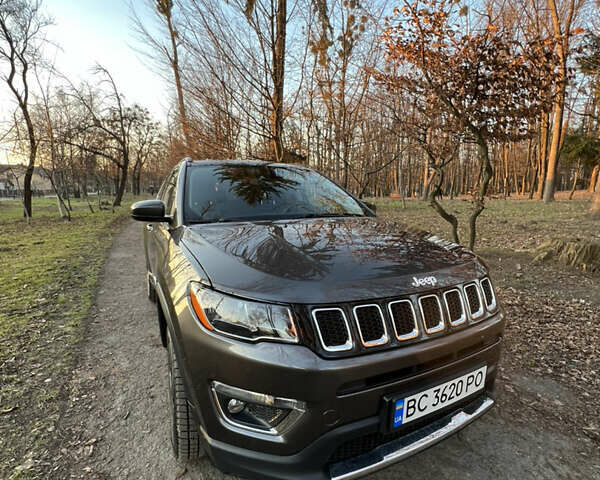 Серый Джип Компас, объемом двигателя 2.4 л и пробегом 86 тыс. км за 15500 $, фото 4 на Automoto.ua