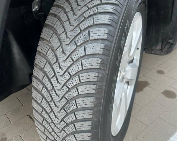 Джип Компас 2018 в Сумах на Automoto.ua Серый Джип Компас, объемом двигателя 2.36 л и пробегом 88 тыс. км за 14600 $, фото 25 на Automoto.ua