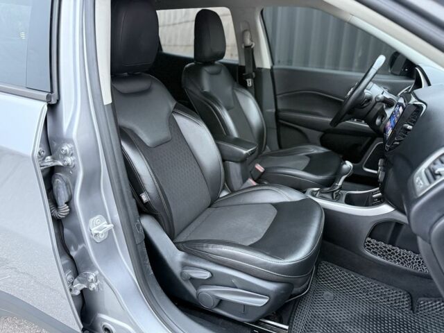 Серый Джип Компас, объемом двигателя 2.4 л и пробегом 105 тыс. км за 14950 $, фото 21 на Automoto.ua