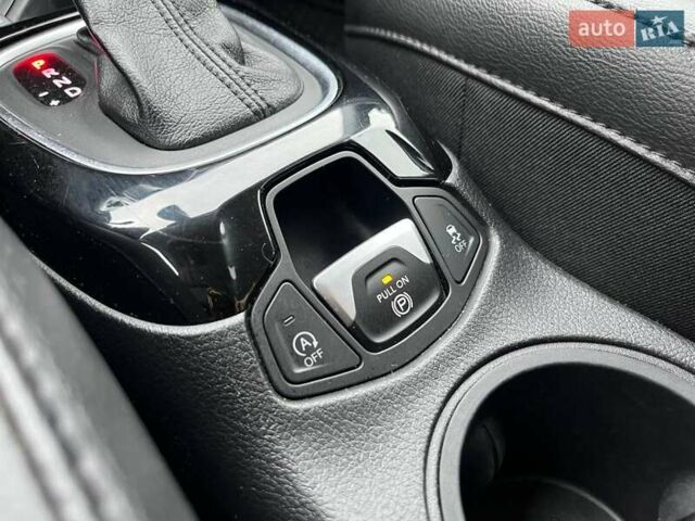 Сірий Джип Compass, об'ємом двигуна 2.36 л та пробігом 87 тис. км за 14990 $, фото 30 на Automoto.ua