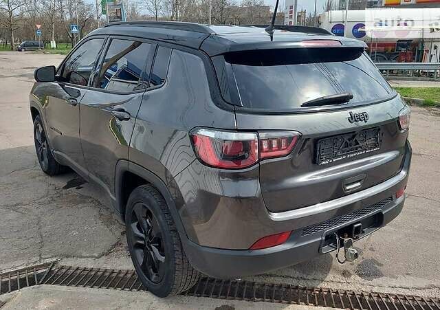 Сірий Джип Compass, об'ємом двигуна 2.4 л та пробігом 106 тис. км за 16500 $, фото 5 на Automoto.ua