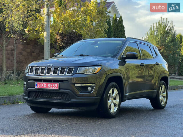 Сірий Джип Compass, об'ємом двигуна 2.36 л та пробігом 184 тис. км за 12900 $, фото 4 на Automoto.ua