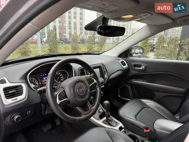 Серый Джип Компас, объемом двигателя 2.4 л и пробегом 191 тыс. км за 13400 $, фото 19 на Automoto.ua