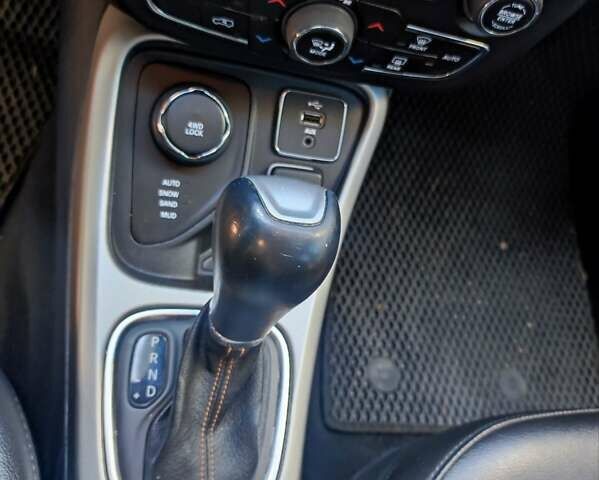 Сірий Джип Compass, об'ємом двигуна 2.36 л та пробігом 147 тис. км за 16500 $, фото 4 на Automoto.ua