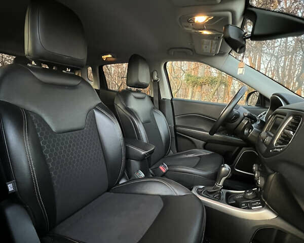 Серый Джип Компас, объемом двигателя 2.4 л и пробегом 86 тыс. км за 15500 $, фото 30 на Automoto.ua